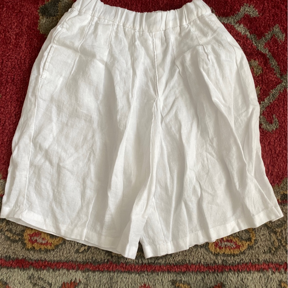Zara linen pleated shorts. NWOT